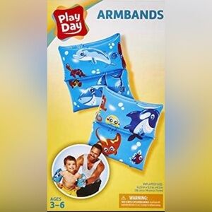 Inflatable Swimming Armbands Floaties Kids Pool Blue Sea Creatures Design